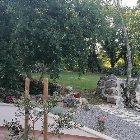 Amazing 4 Bedroom Villa With Swimming Pool And Wifi, Family Frendly Tribalj  Extérieur photo
